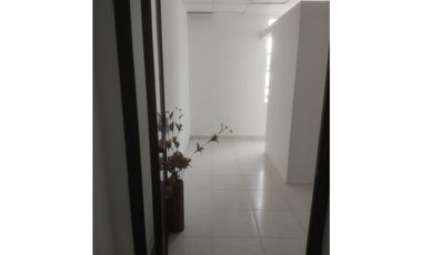 EL DORADO / PLAZA CAMINO DE CRUCES / 165M / 6 OFICINAS / SOBRE VIA