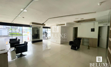 ALQUILER DE LOCAL COMERCIAL EN PLAZA LA RIVIERA, MARBELLA (P)(12)