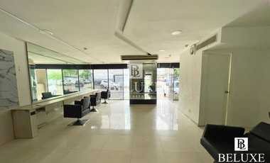 ALQUILER DE LOCAL COMERCIAL EN PLAZA LA RIVIERA, MARBELLA (P)(12)