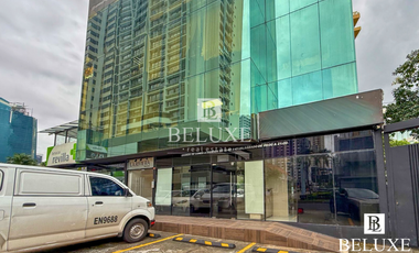 ALQUILER DE LOCAL COMERCIAL EN PLAZA LA RIVIERA, MARBELLA (P)(12)