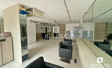 ALQUILER DE LOCAL COMERCIAL EN PLAZA LA RIVIERA, MARBELLA (P)(12)