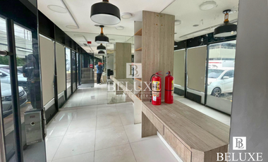 ALQUILER DE LOCAL COMERCIAL EN PLAZA LA RIVIERA, MARBELLA (P)(12)