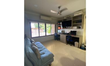 En venta casa en Altos de la Gloria, Betania