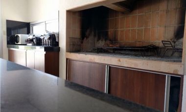 CARLOS PAZ CORDOBA VENDO CASA CON COSTA AL LAGO
