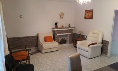 VENTA CASA · Apta a CREDITO H· GODOY CRUZ