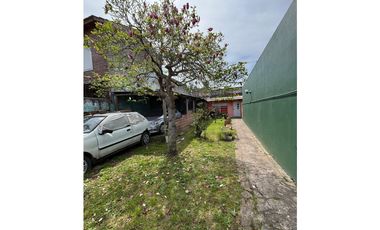 PARIS 2950, entre Santiago y Asunción, Isidro Casanova