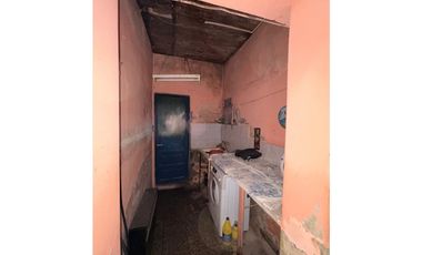 PARIS 2950, entre Santiago y Asunción, Isidro Casanova