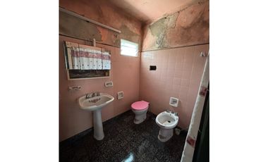 PARIS 2950, entre Santiago y Asunción, Isidro Casanova