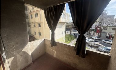 VENTA DEPTO 4 AMB CON BALCON. CHILAVERT 6800. VILLA LUGANO. CABA.