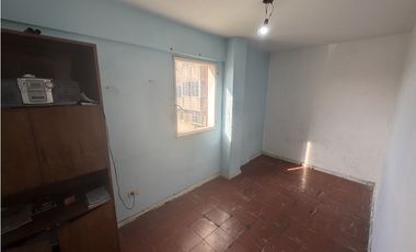 VENTA DEPTO 4 AMB CON BALCON. CHILAVERT 6800. VILLA LUGANO. CABA.