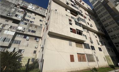 VENTA DEPTO 4 AMB CON BALCON. CHILAVERT 6800. VILLA LUGANO. CABA.