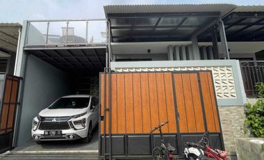 Rumah Mewah Modern Minimalis di Perumahan Purwakarta Dijual Murah