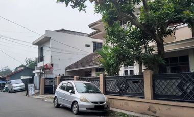 Rumah 2 Lantai Lokasi Strategis di Tengah Kota Cianjur