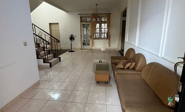 Dijual Rumah Bagus Siap Huni di Banjar Wijaya Cipondoh