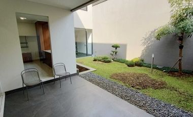 Rumah baru semi furnish batununggal bandung