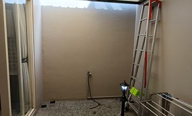 Disewakan furnish rumah grand pakuwon, Surabaya barat