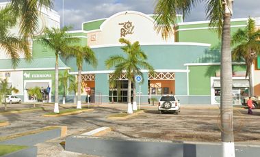 Local Comercial en Venta en Plaza Real a 4 min. de la Universidad Autónoma del Carmen II, Campeche.