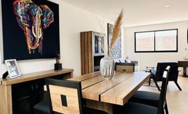 Venta de casa NUEVA EN FRACCIONAMIENTO residencial Parque Real Puebla