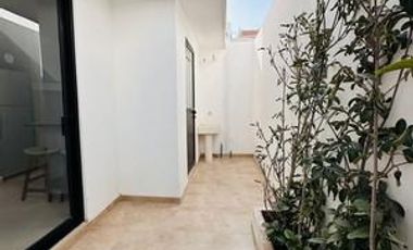 Venta de casa NUEVA EN FRACCIONAMIENTO residencial Parque Real Puebla