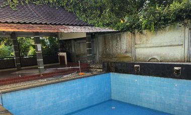 vila. 15. menit dari. bnr