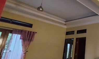 vila. 15. menit dari. bnr