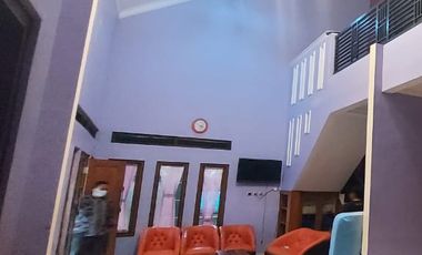 vila. 15. menit dari. bnr