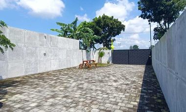 RUMAH MEWAH DI JL GODEAN KM 7