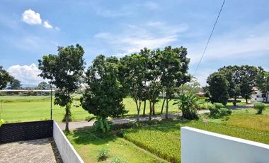 RUMAH MEWAH DI JL GODEAN KM 7