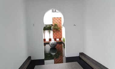 RUMAH MEWAH DI JL GODEAN KM 7