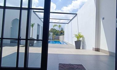 RUMAH MEWAH DI JL GODEAN KM 7