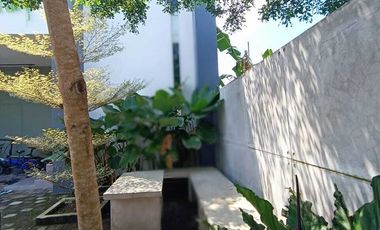 RUMAH MEWAH DI JL GODEAN KM 7