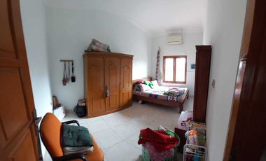 JUAL CEPAT BU Banjar Wijaya Cipondoh Tangerang Rumah 2 Lantai SHM 2,35 M Nego