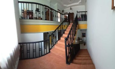 JUAL CEPAT BU Banjar Wijaya Cipondoh Tangerang Rumah 2 Lantai SHM 2,35 M Nego