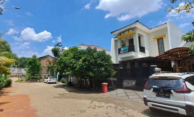 JUAL CEPAT BU Banjar Wijaya Cipondoh Tangerang Rumah 2 Lantai SHM 2,35 M Nego