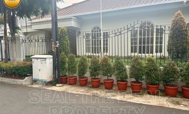 Disewakan Rumah Di Permata Hijau Jakarta Selatan STD634