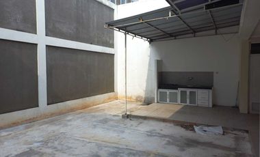 Disewakan rumah termurah di green lake city cluster europe 10x20