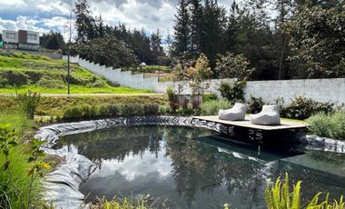 VENTA CASA, 3 DORMITORIOS / ESTUDIO, NAYON, EN URBANIZACIÓN