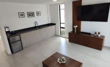 VENTA CASA, 3 DORMITORIOS / ESTUDIO, NAYON, EN URBANIZACIÓN