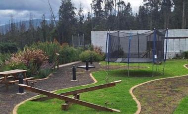 VENTA CASA, 3 DORMITORIOS / ESTUDIO, NAYON, EN URBANIZACIÓN