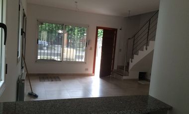 Duplex en alquiler en Burzaco Este