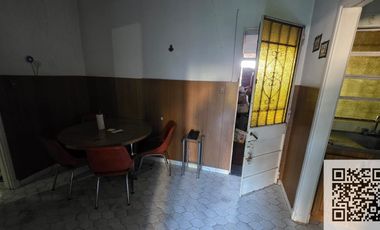 Chalet en venta c/ cochera en Florencio Varela