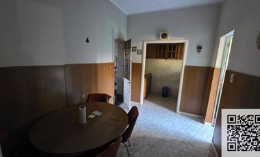 Chalet en venta c/ cochera en Florencio Varela