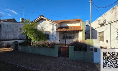 Chalet en venta c/ cochera en Florencio Varela