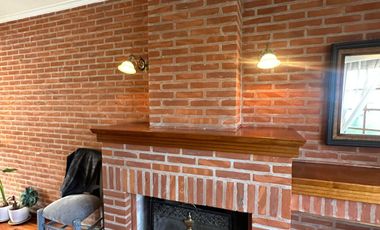 Interesante casa  en lote 10x33 ubicada en el corazon de Playa Grande