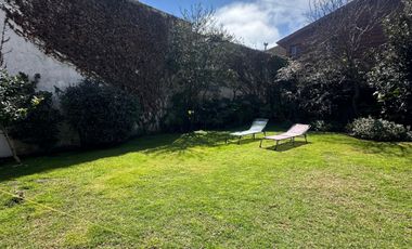 Interesante casa  en lote 10x33 ubicada en el corazon de Playa Grande