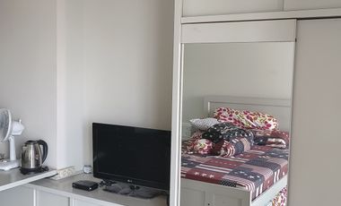 Dijual / Disewakan Apartment The Square Murah Furnish dekat Petra Siwalankerto