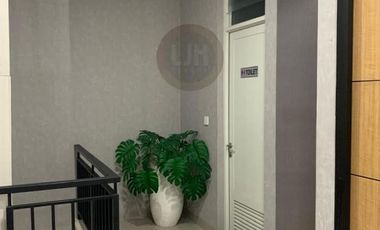 Ruko 4 lantai luas tanah 135m2 siap pakai gandeng 2 di Sedayu City Kelapa Gading