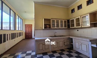 Rumah Mewah Hook Halaman Luas di Merak Sidomukti Salatiga