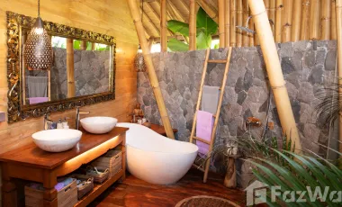 13 Bedroom Villa for sale in Abang, Bali