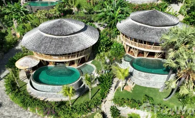 13 Bedroom Villa for sale in Abang, Bali